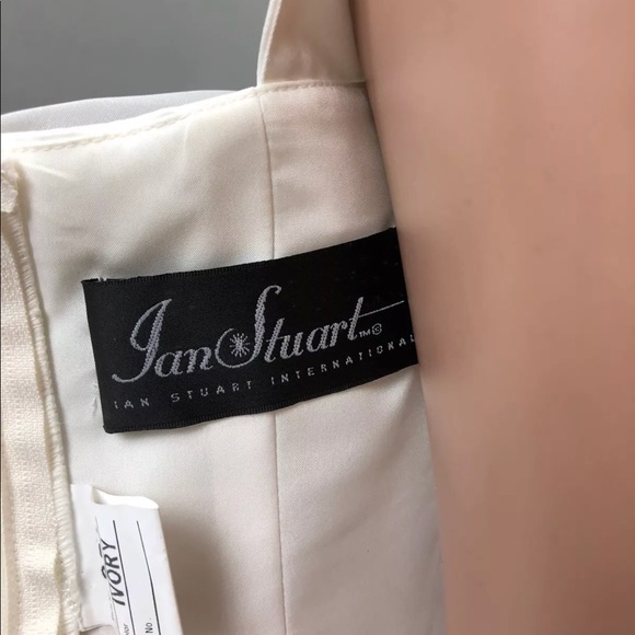 SOLD 90s Deadstock Satin Gala Debut Gown size 2 - Picture 6 of 8